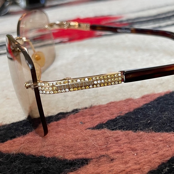 Valentino Rimless Sunglasses - Picture 6 of 16
